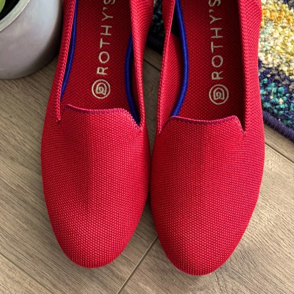 Rothys dark red size 10.5 woman’s flat loafers - Picture 4 of 11